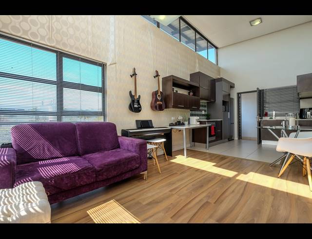 2 BEDROOM APARTMENT FOR SALE IN RIVONIA